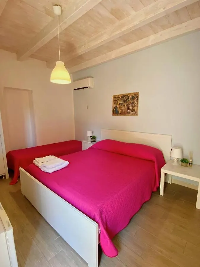B&B Pelagos Castellammare del Golfo 2*,  Itália