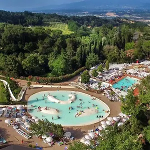 Parco vacanze Hu Norcenni Girasole Village